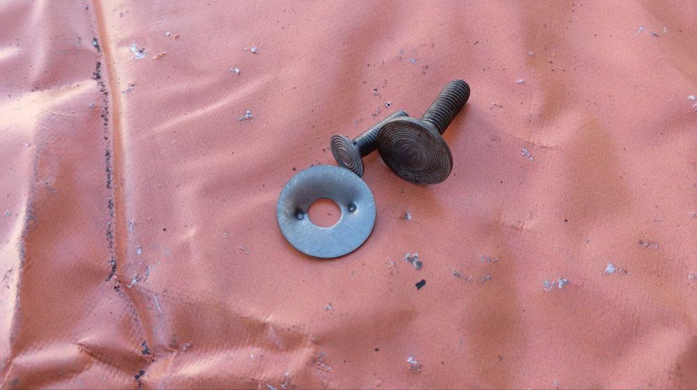 Болты норийные, шайбы, гайки (метизы)